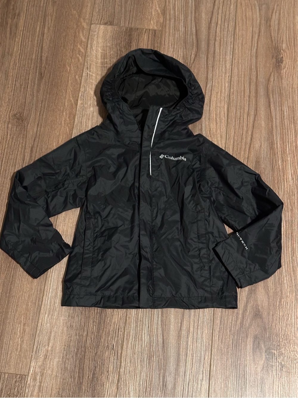 NWOT Columbia Kids XXS 4T Black Hooded Raincoat with Reflective Trim